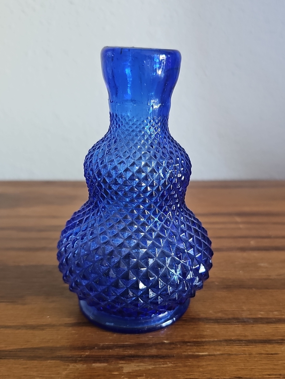 Vintage Made In Taiwan Cobalt Blue Hobnail Glass Bud Vase Tote 4
